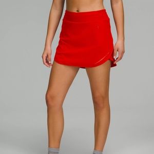 Lululemon Hotty Hot Skirt Long sz 2 NWT